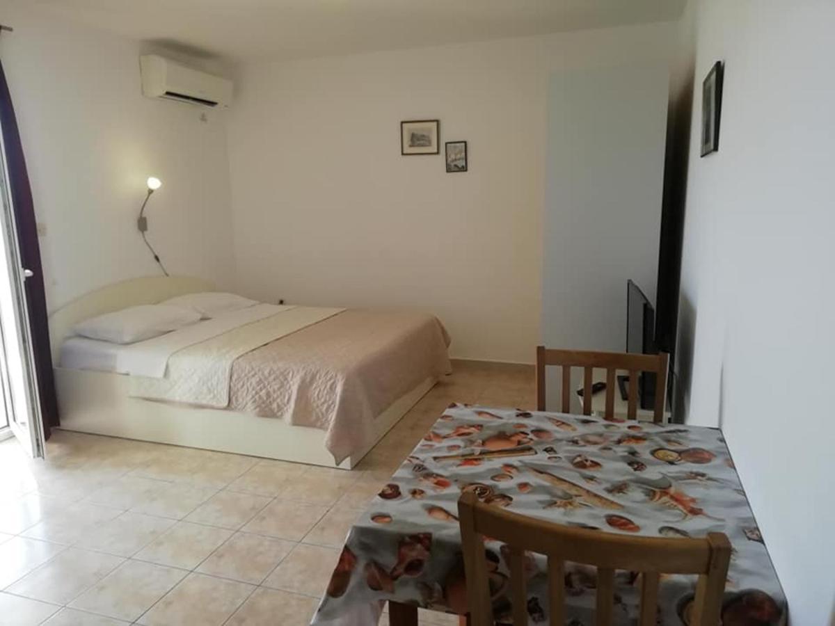 Studio Sevid 6024B Bagian luar foto